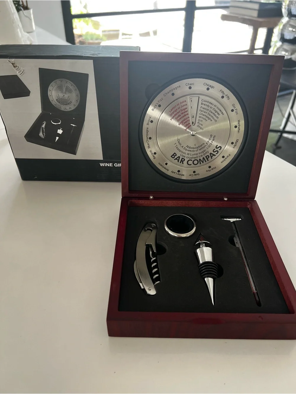 Bar Compass Wine Gift Set - Silver & Brown